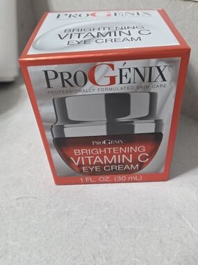 Brightening Vitamin C Eye Cream